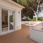 Oasis Pool - D'el Rey Golf